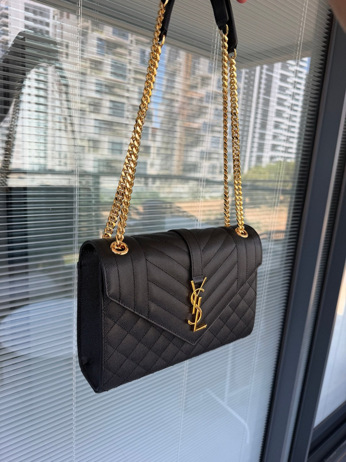 YSL bag במלאי
