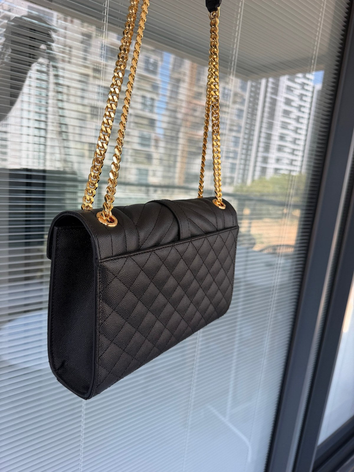 YSL bag במלאי