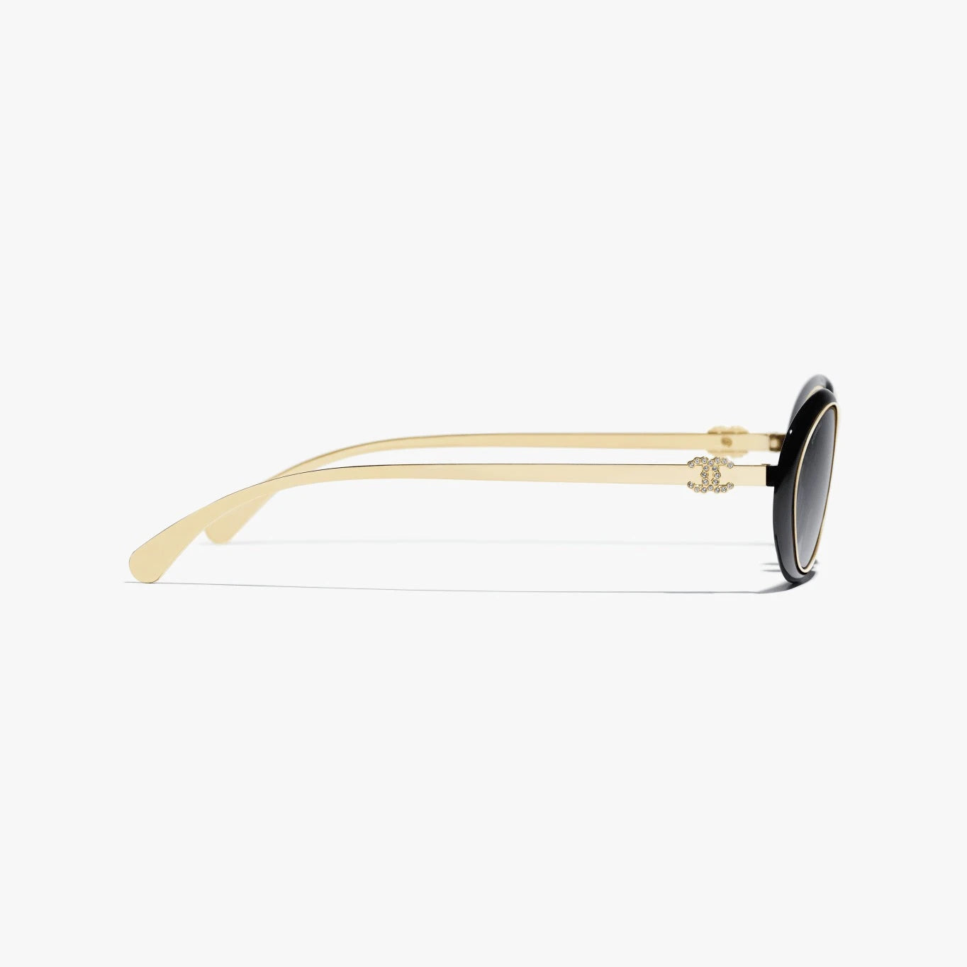 Image of משקפי שמש CHANEL אלגנטיות עם עדשות ורודות והגנת UV400