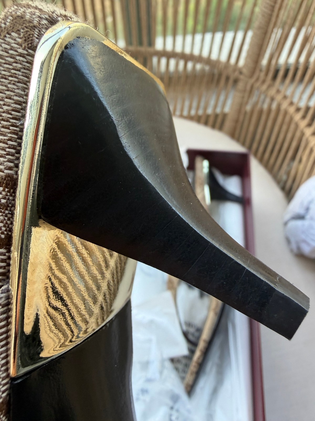 GG heels במלאי