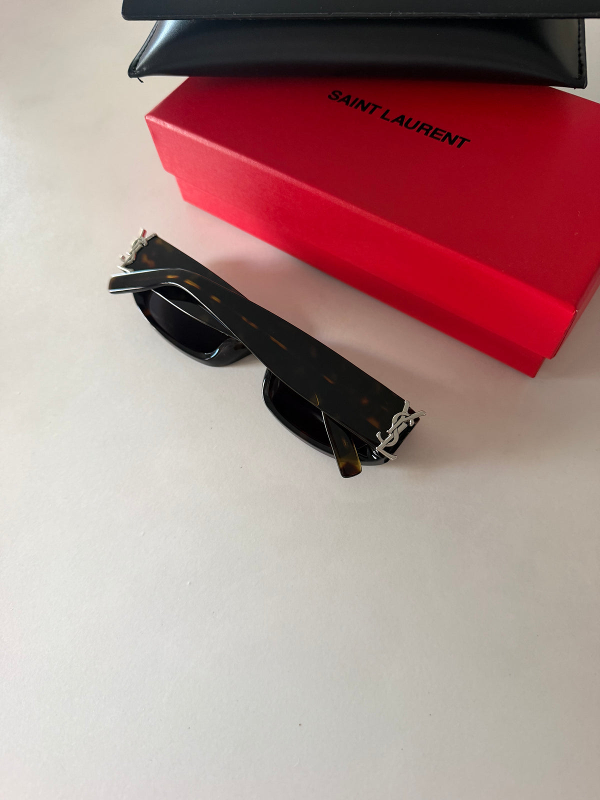 Saint Laurent - משקפי שמש במלאי