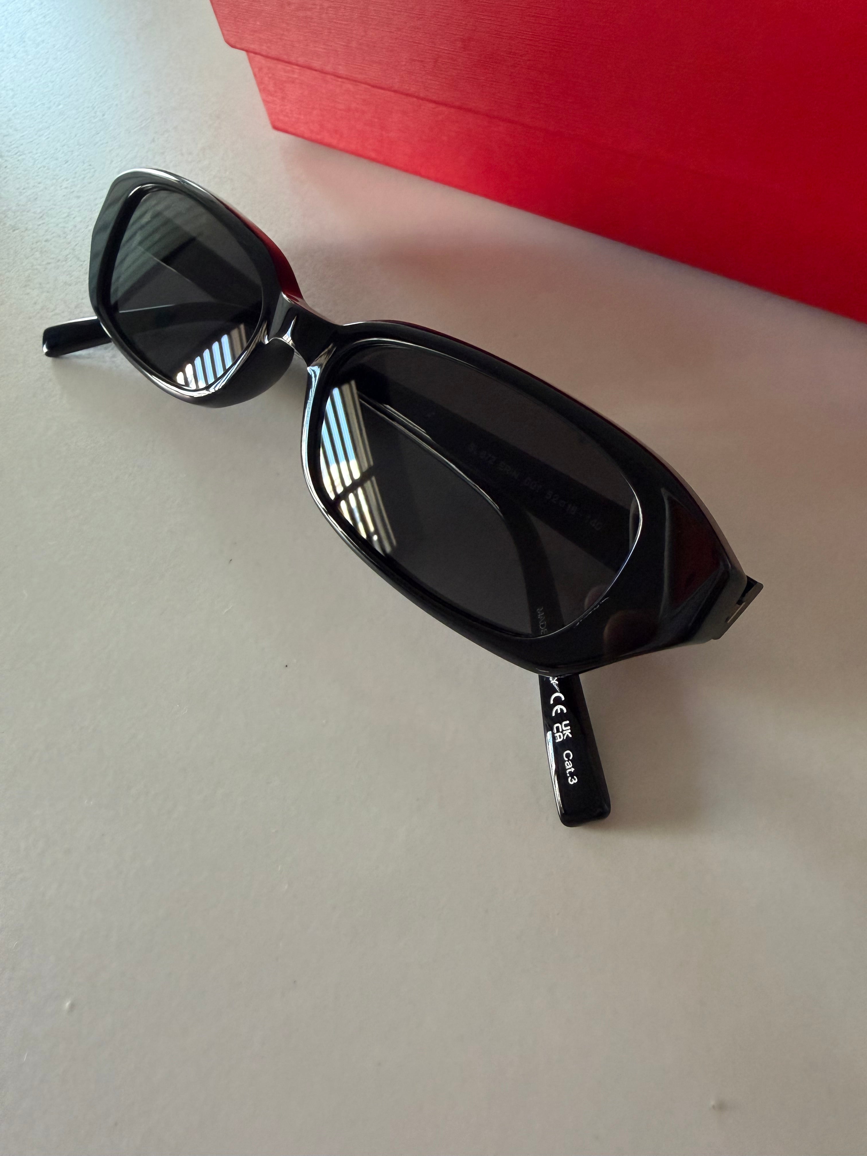 Image of Saint Laurent - משקפי שמש במלאי