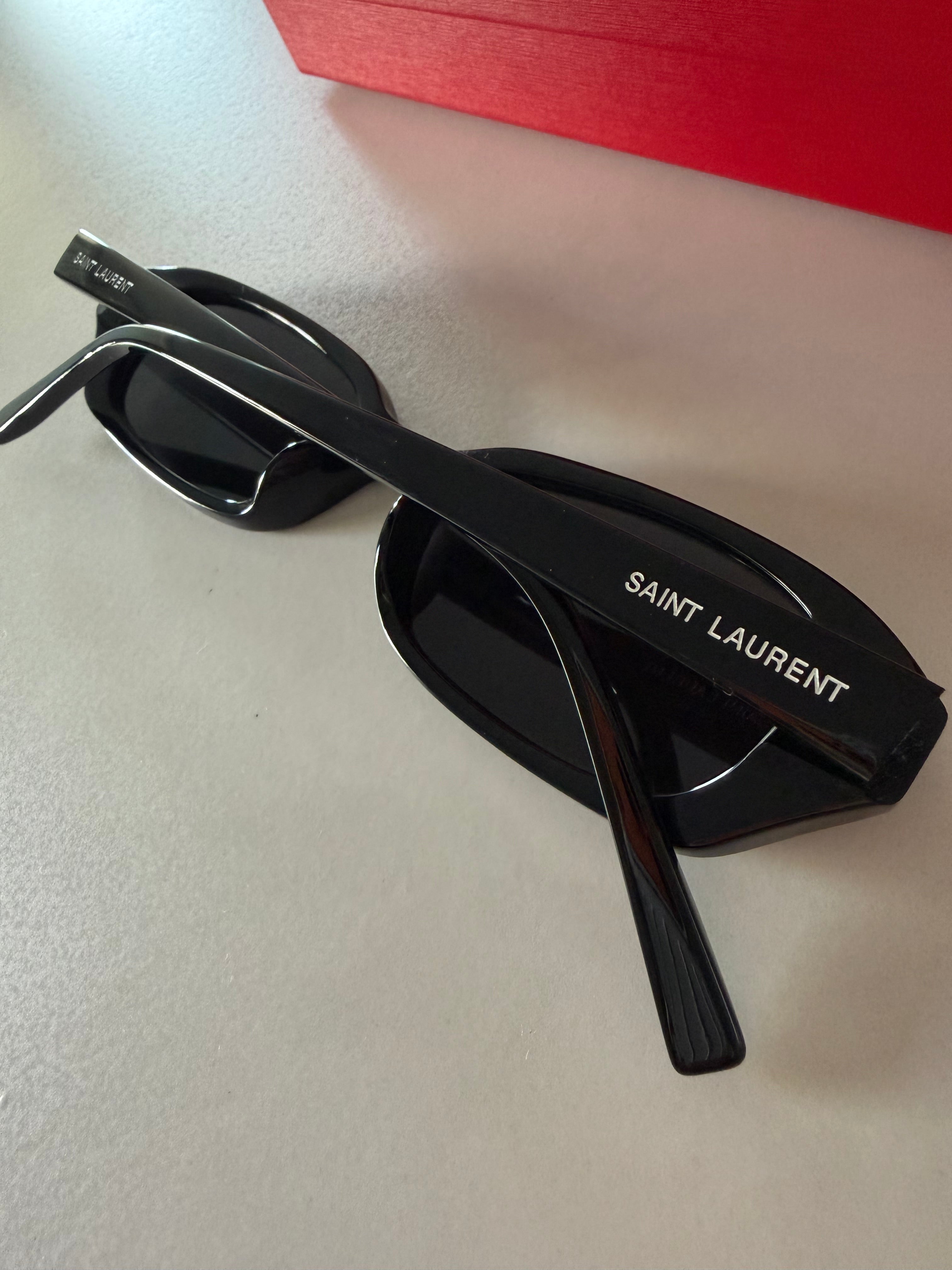 Image of Saint Laurent - משקפי שמש במלאי