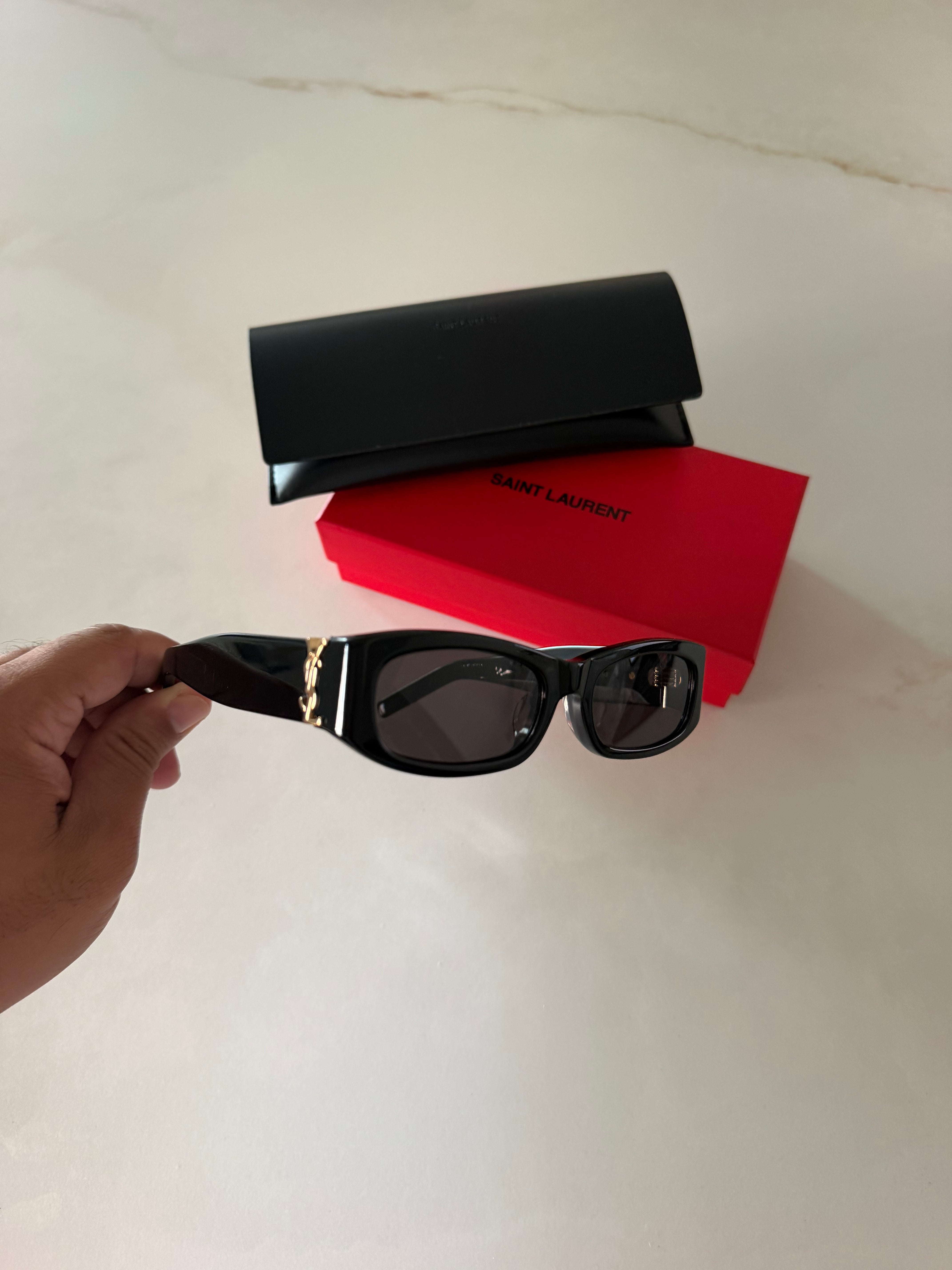 Image of Saint Laurent - משקפי שמש במלאי