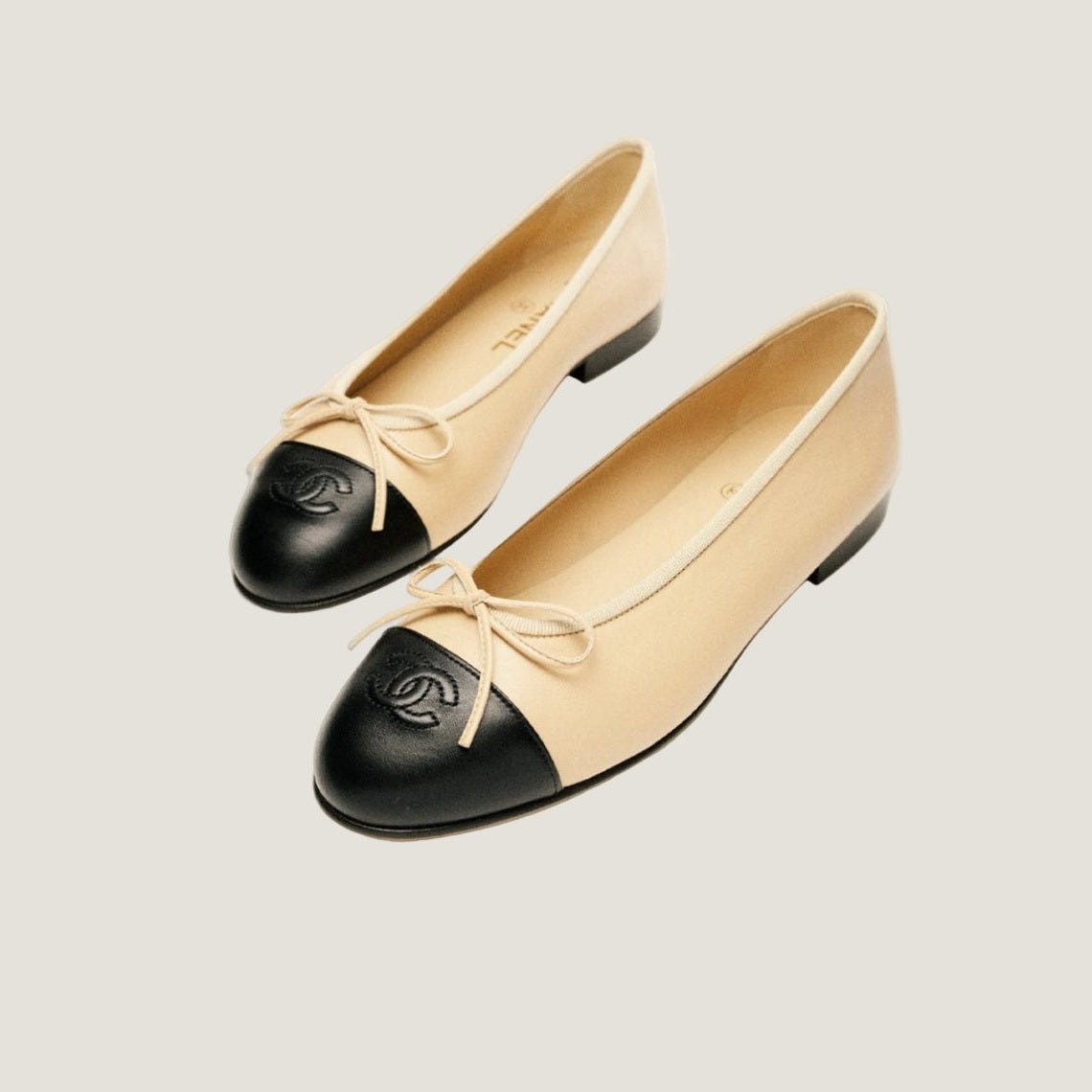 Image of CHANEL BALLET FLATS במלאי