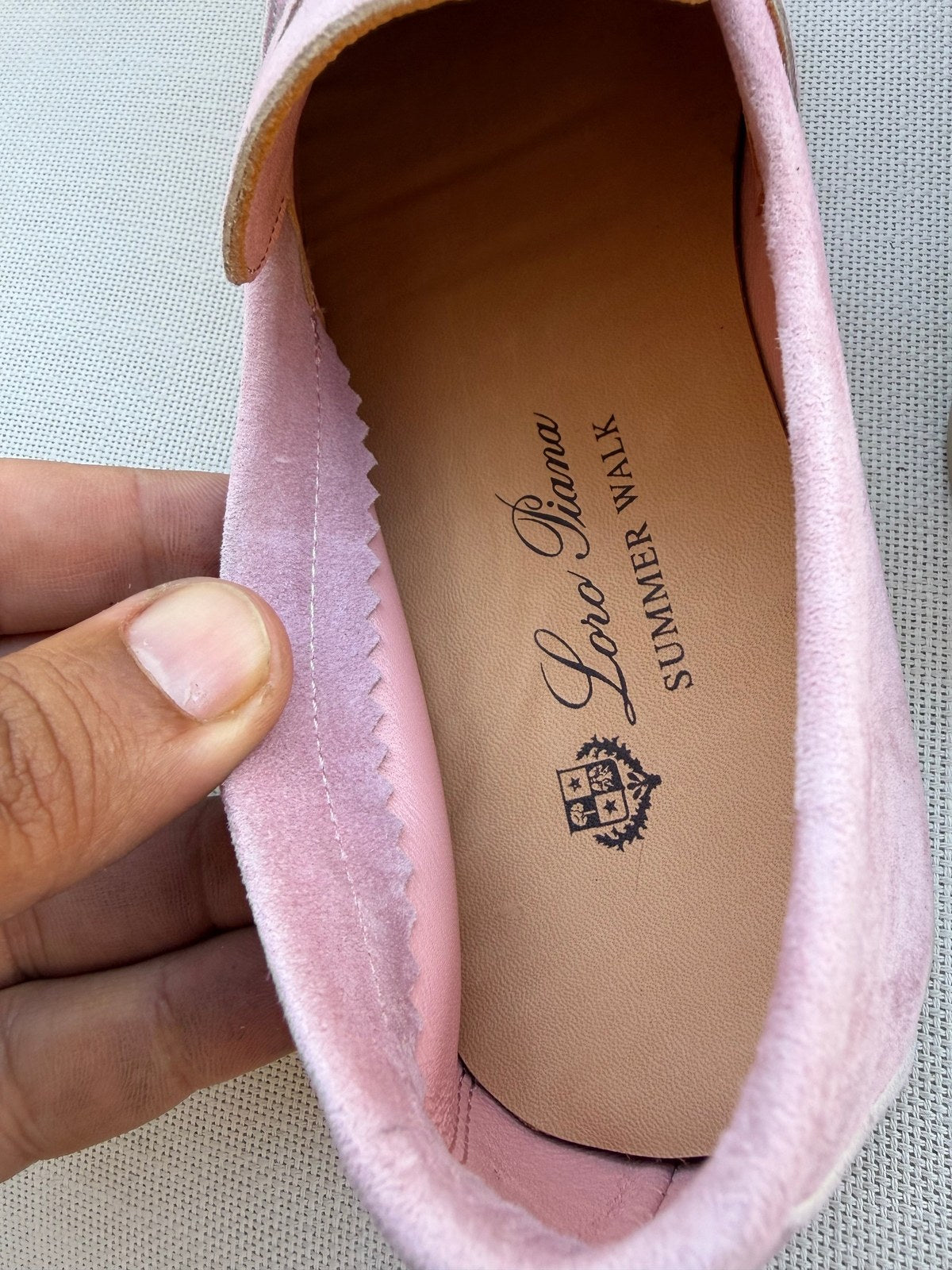 Image of Loro piana Charms במלאי