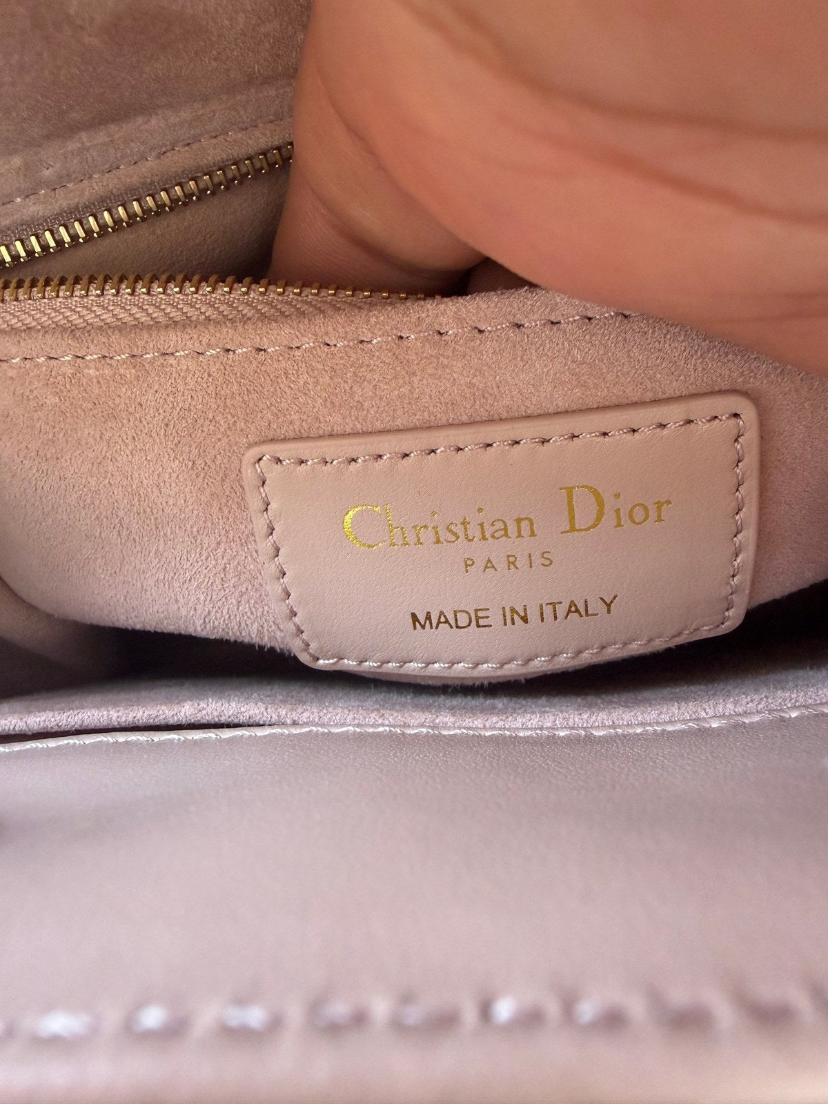 Image of DIOR lady small במלאי