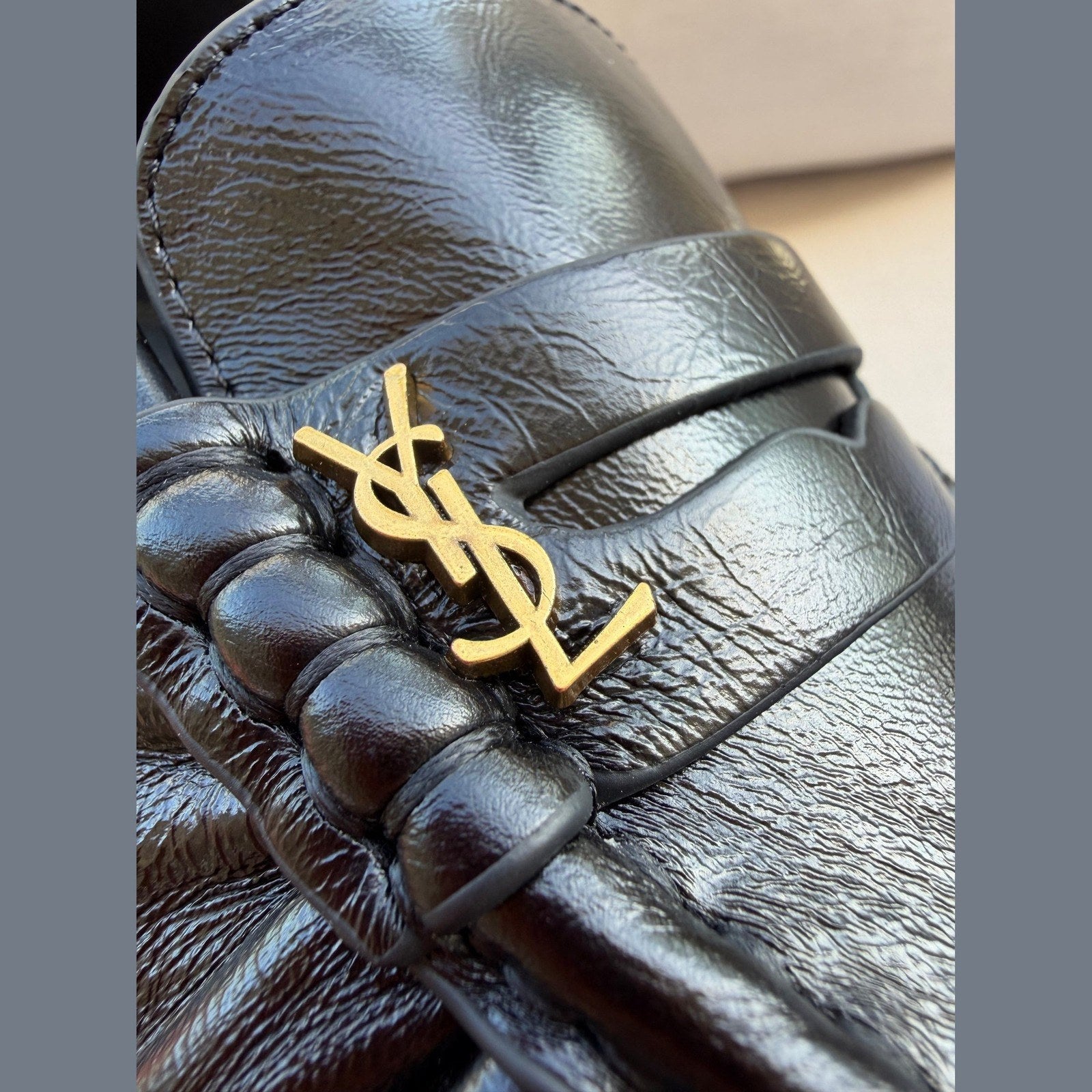 Image of Saint Laurent מוקסין שחור במלאי