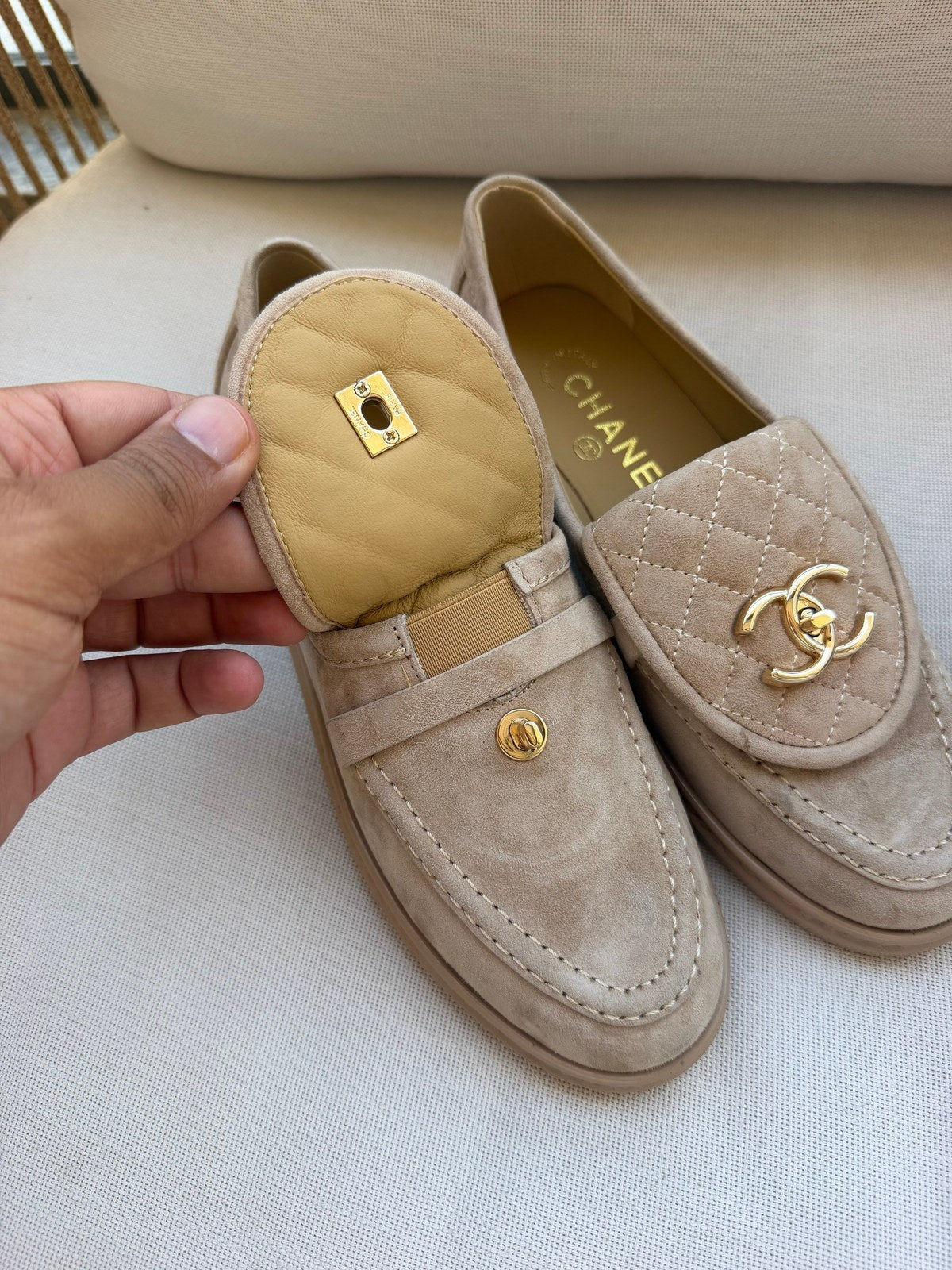 Chanel mocassins במלאי