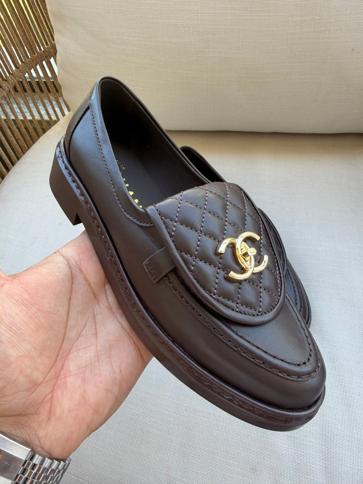 Image of Chanel mocassins במלאי חום כהה