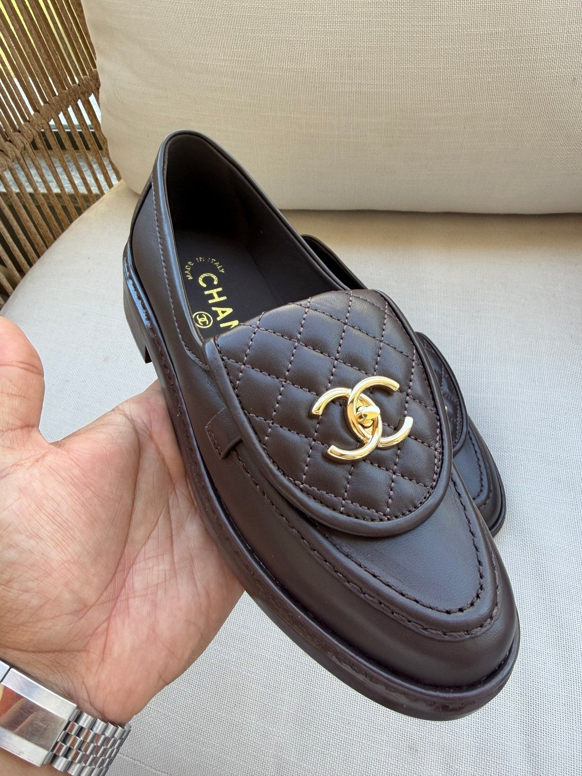 Chanel mocassins במלאי חום כהה