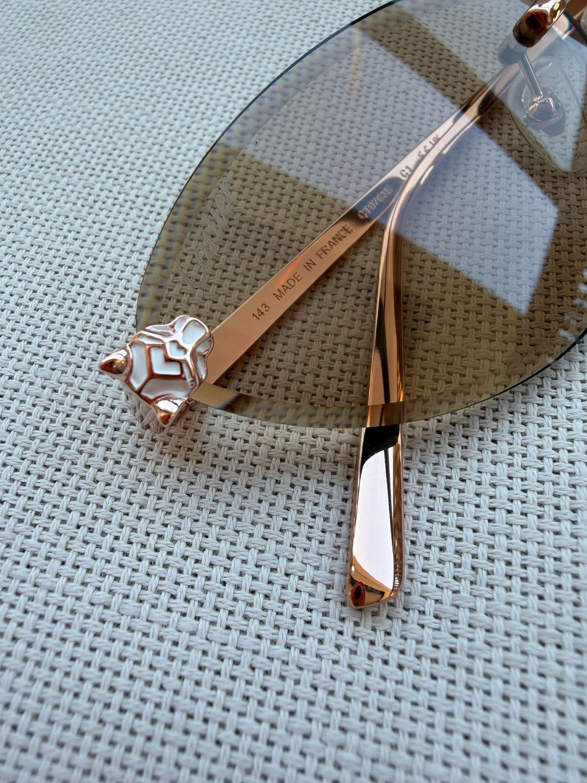 Image of Cartier - sunglasses במלאי