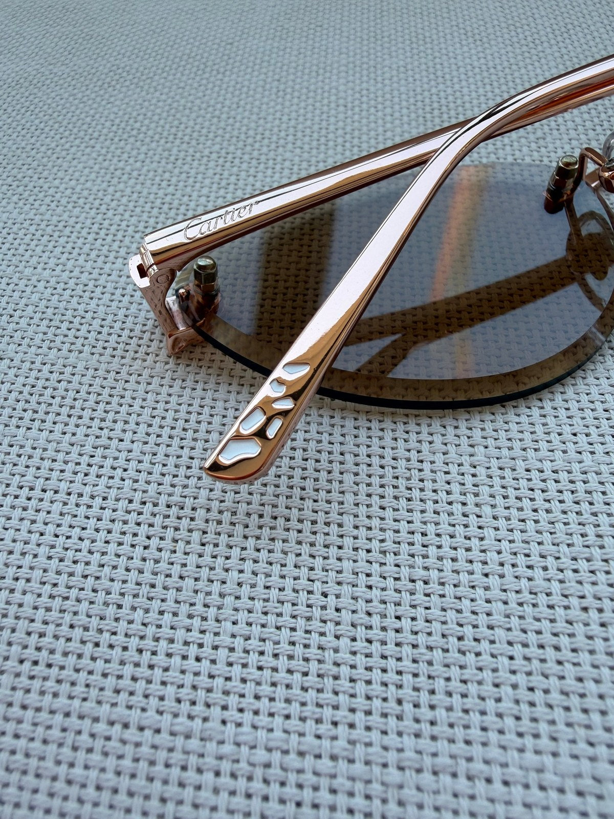 Cartier - sunglasses במלאי