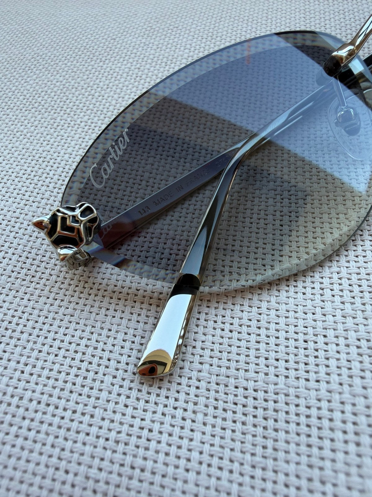 Image of Cartier - sunglasses במלאי