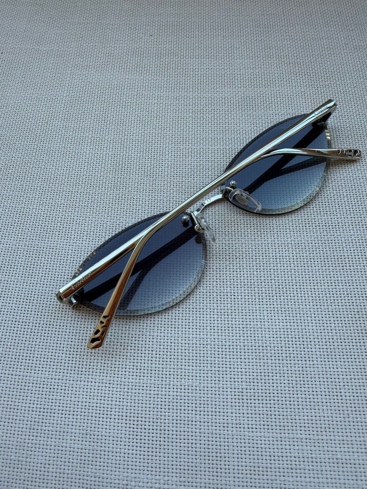 Image of Cartier - sunglasses במלאי