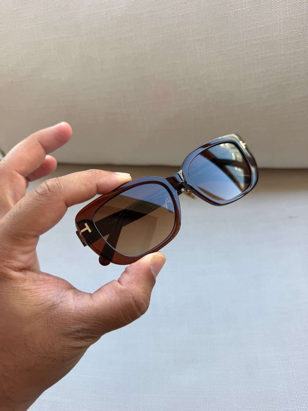 משקפי שמש TOM FORD במלאי