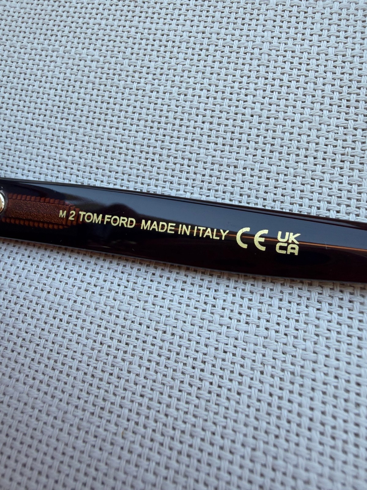 משקפי שמש TOM FORD במלאי