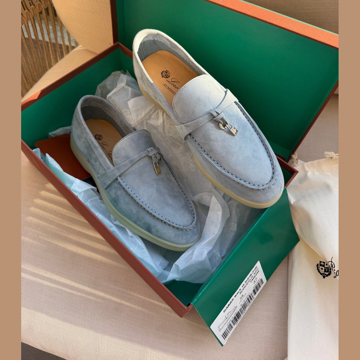 Image of Loro piana Charms במלאי