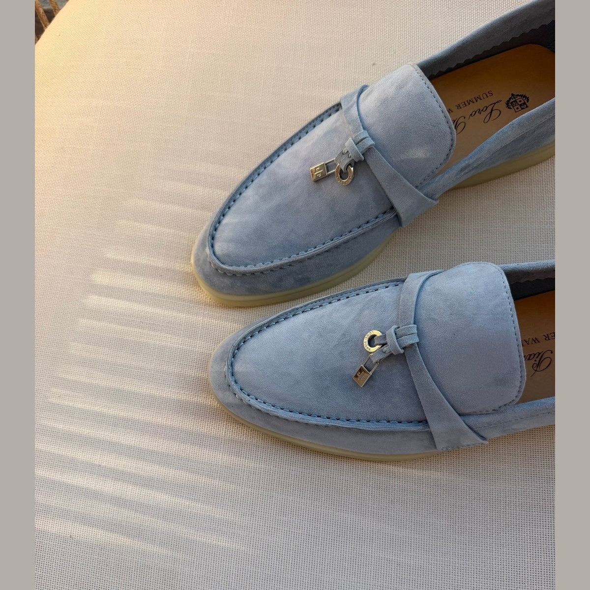 Image of Loro piana Charms במלאי
