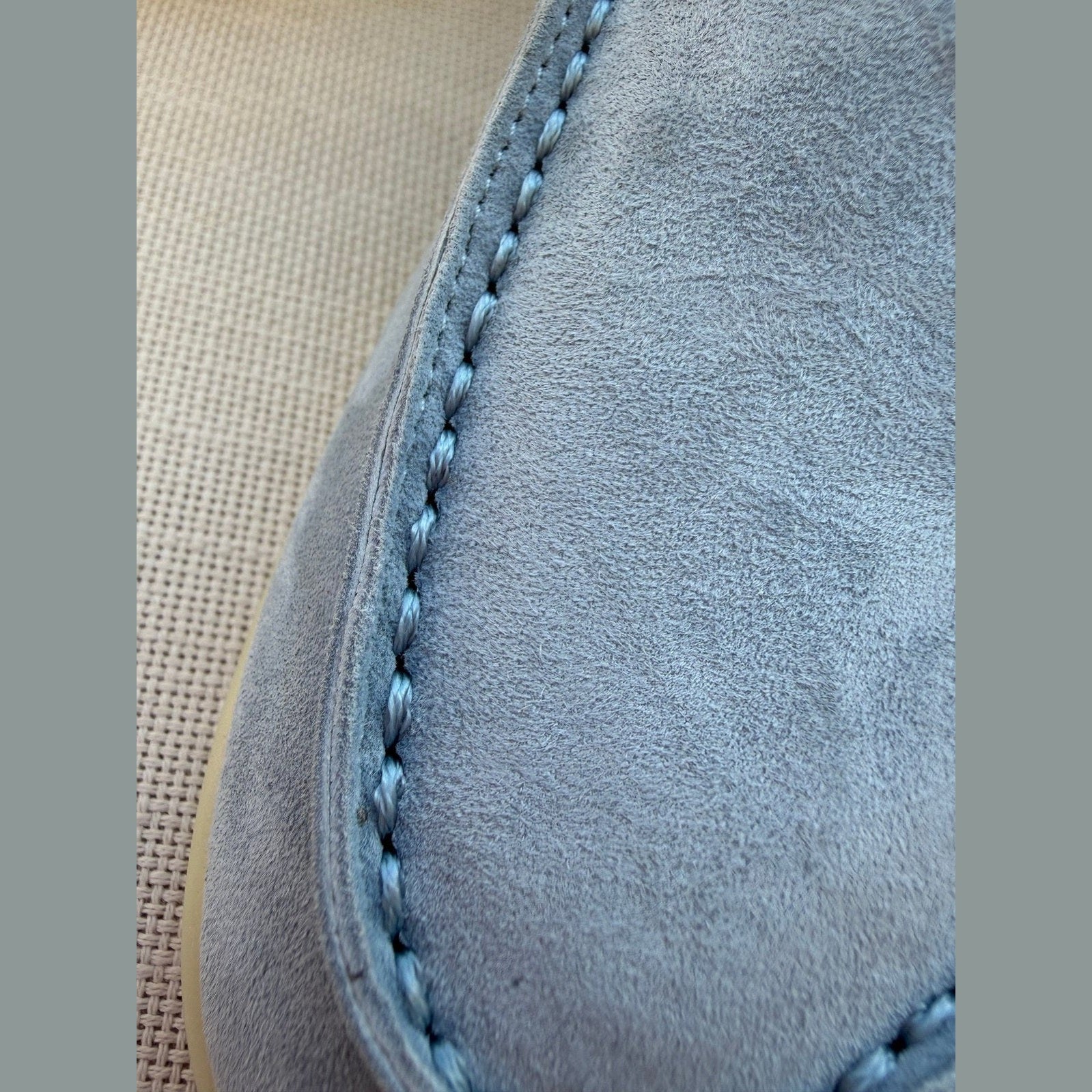 Image of Loro piana Charms במלאי