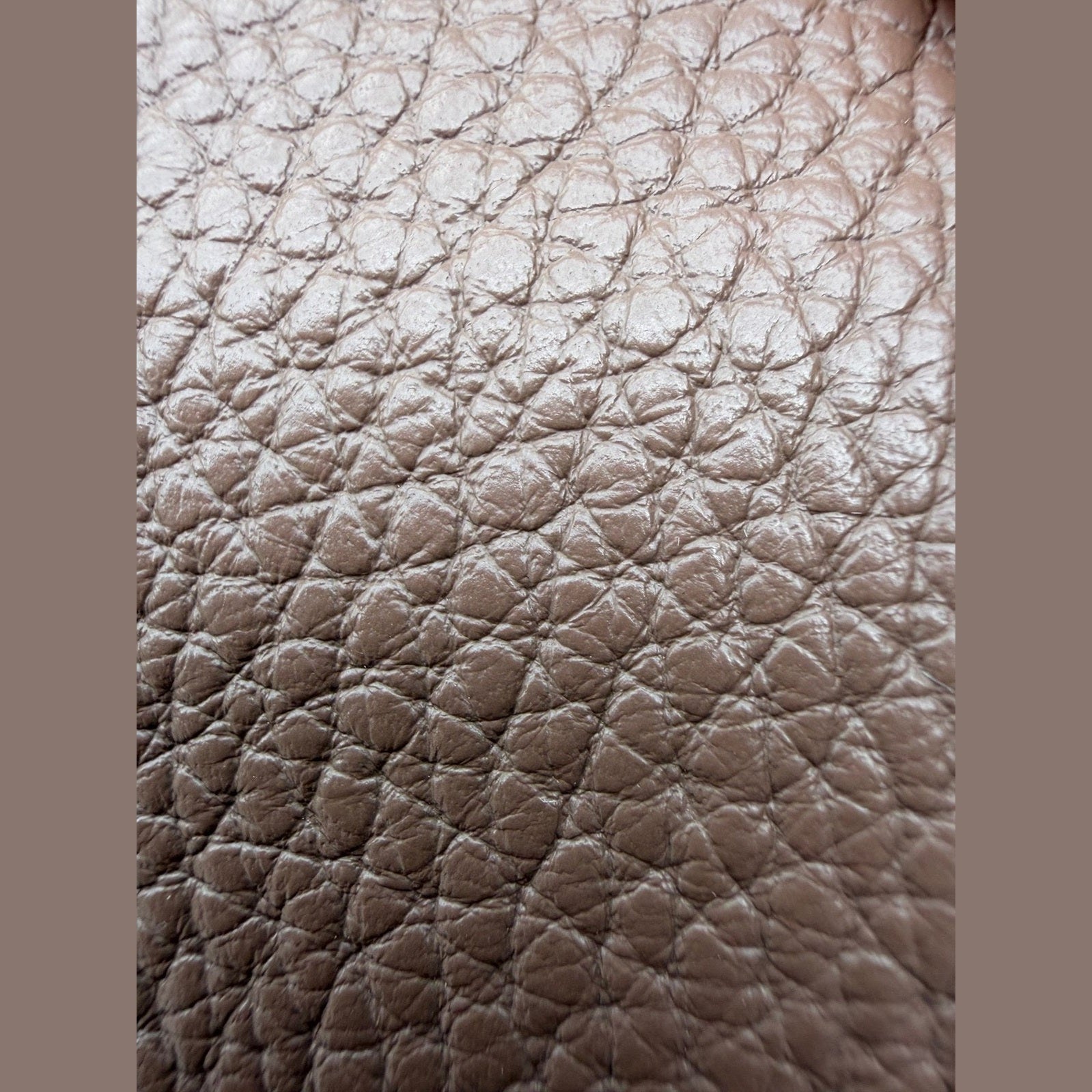 Image of Chanel MAXI flap 32 cm במלאי