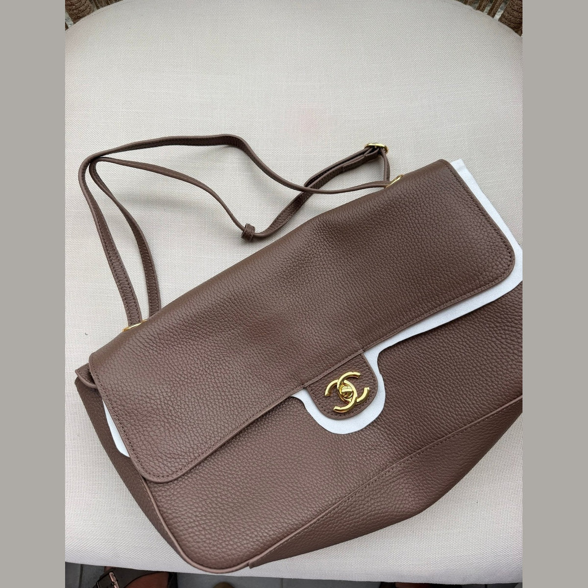 Chanel MAXI flap 32 cm במלאי