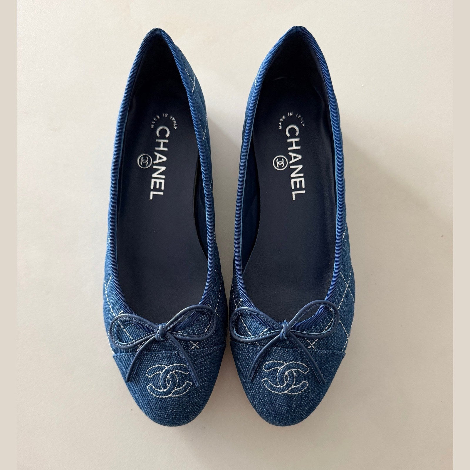 Image of Chanel flat במלאי