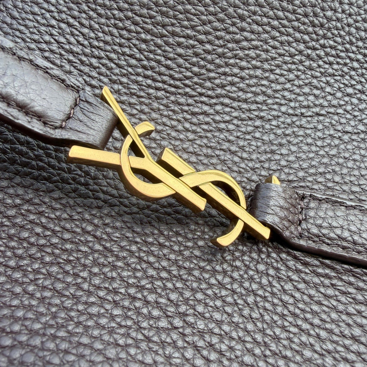 YSL LE 5 À 7 BABY במלאי
