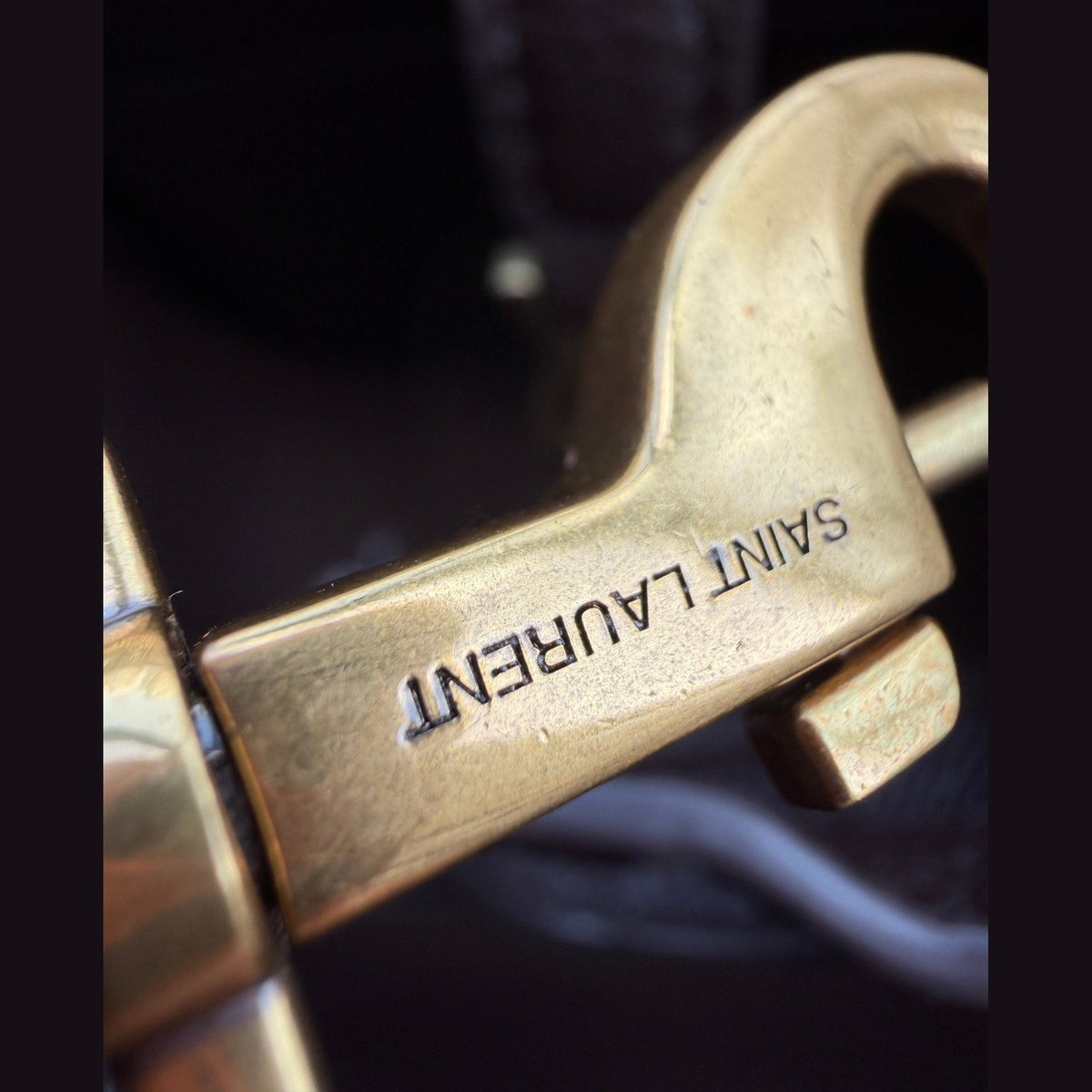 YSL LE 5 À 7 BABY במלאי