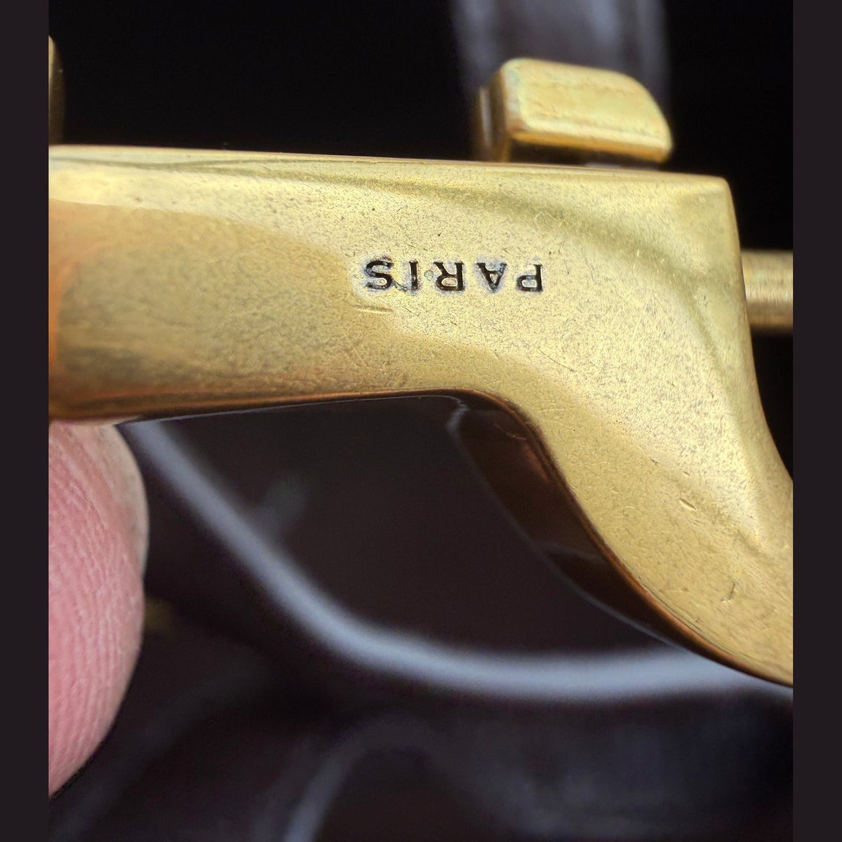 YSL LE 5 À 7 BABY במלאי