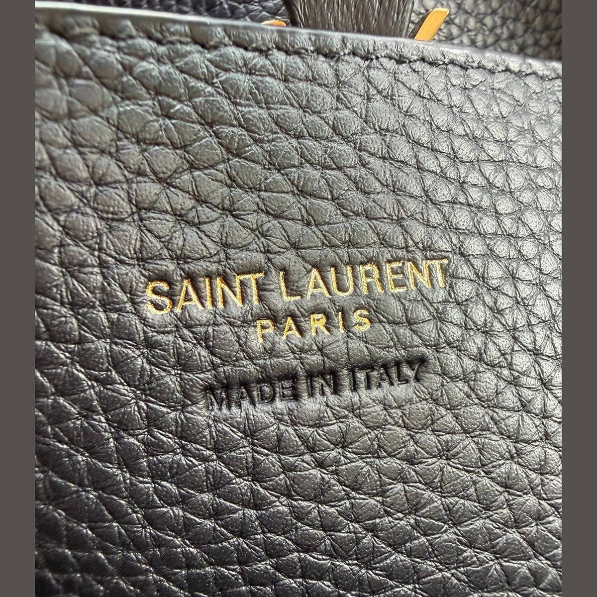 YSL LE 5 À 7 BABY במלאי