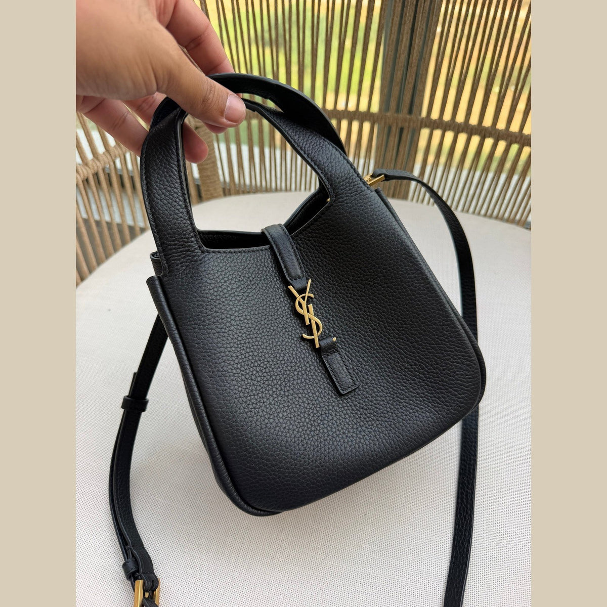 YSL LE 5 À 7 BABY במלאי