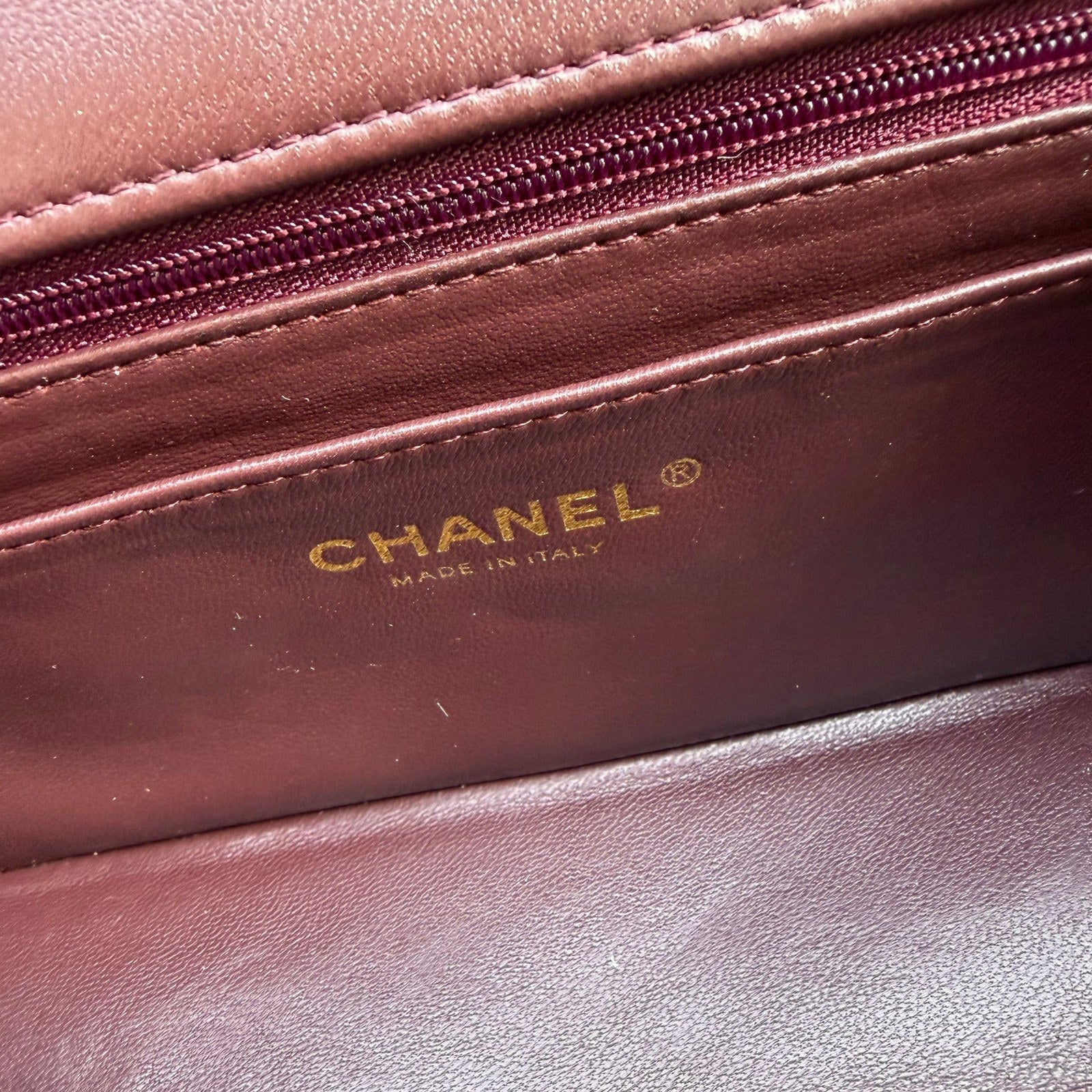Image of CHANEL bag במלאי