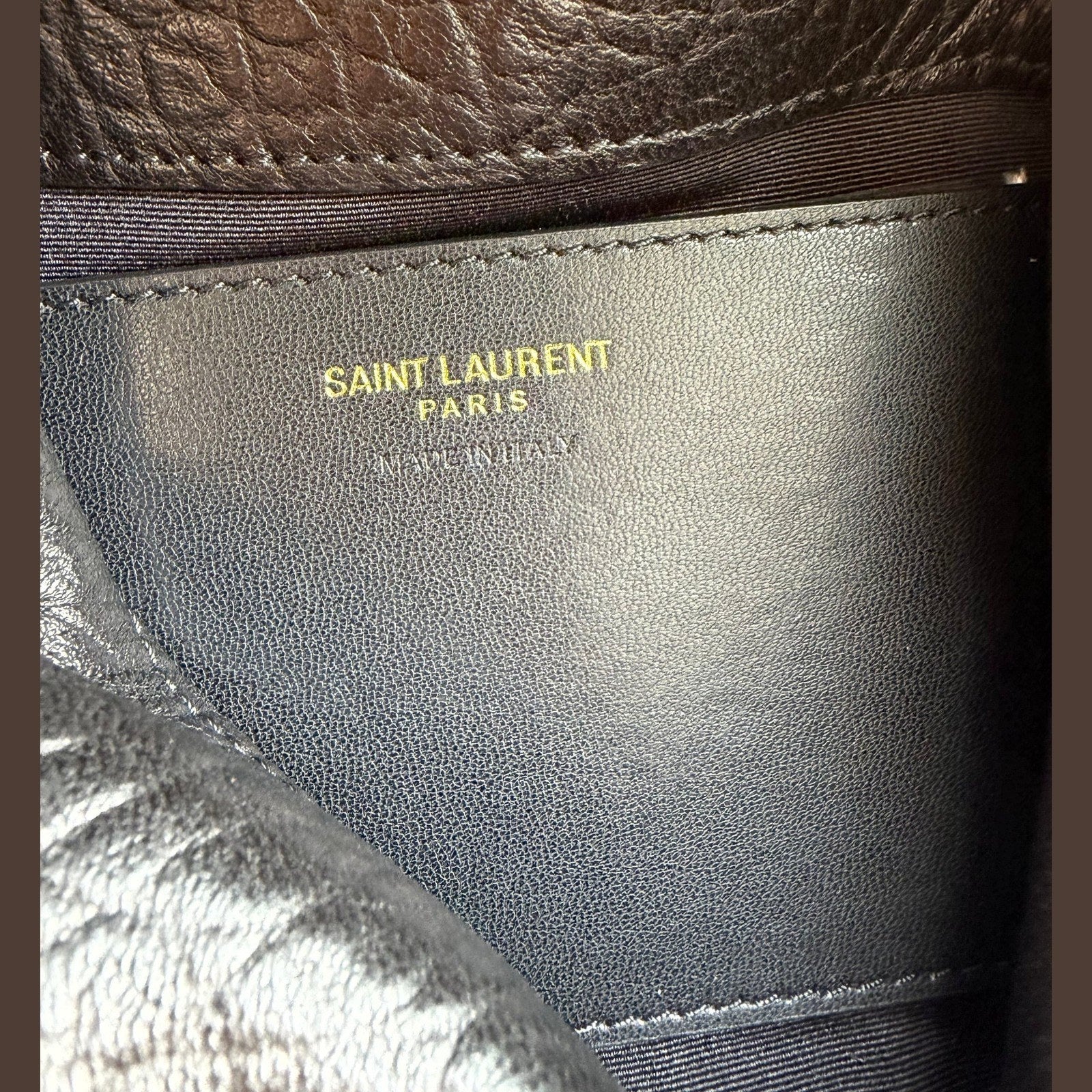 Image of Saint Laurent CASSANDRE במלאי
