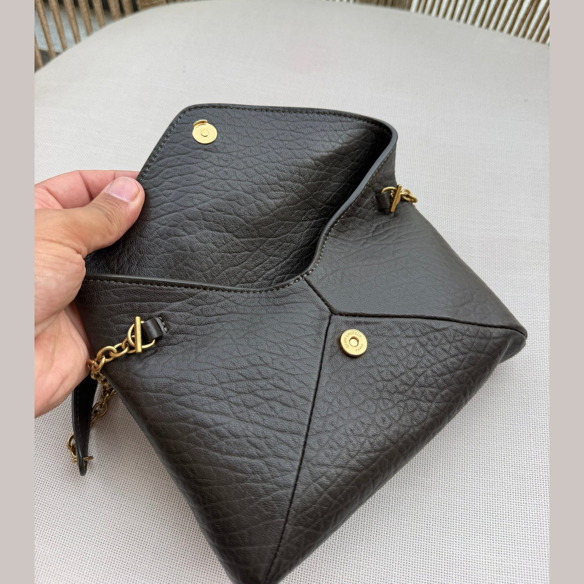 Saint Laurent CASSANDRE במלאי