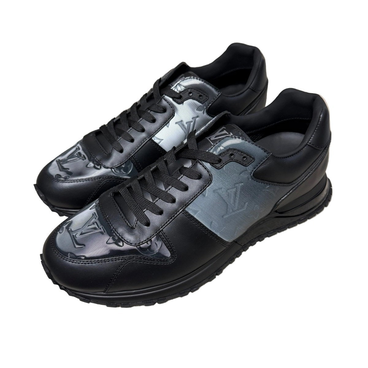 LV men shoes במלאי