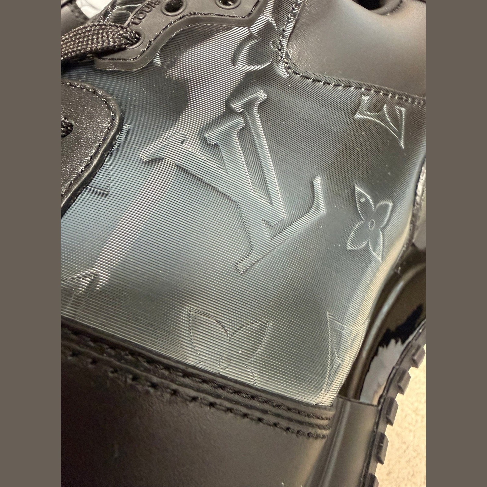 Image of LV men shoes במלאי