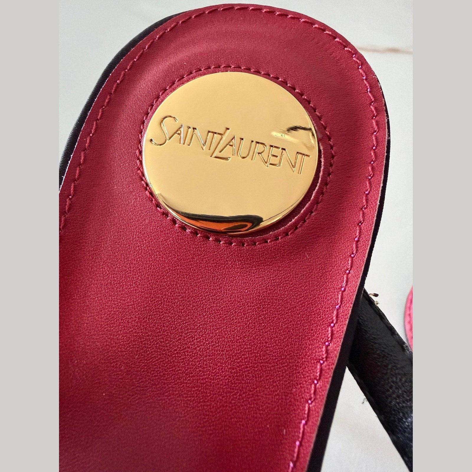 Ysl heel במלאי