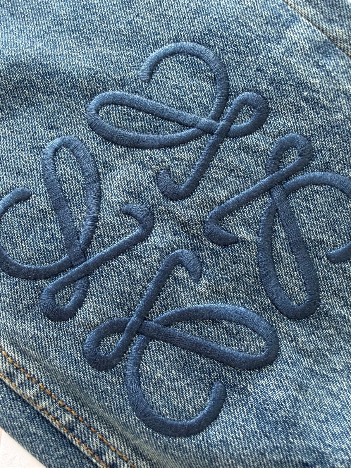 Image of LOEWE JEANS במלאי