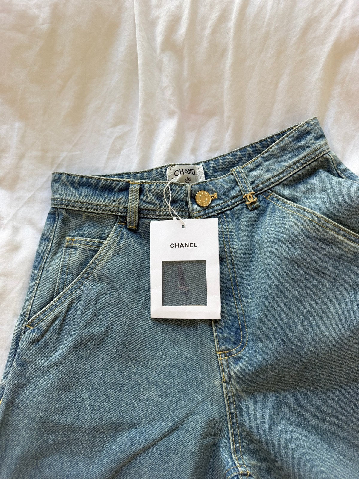 Image of CHANEL JEANS במלאי