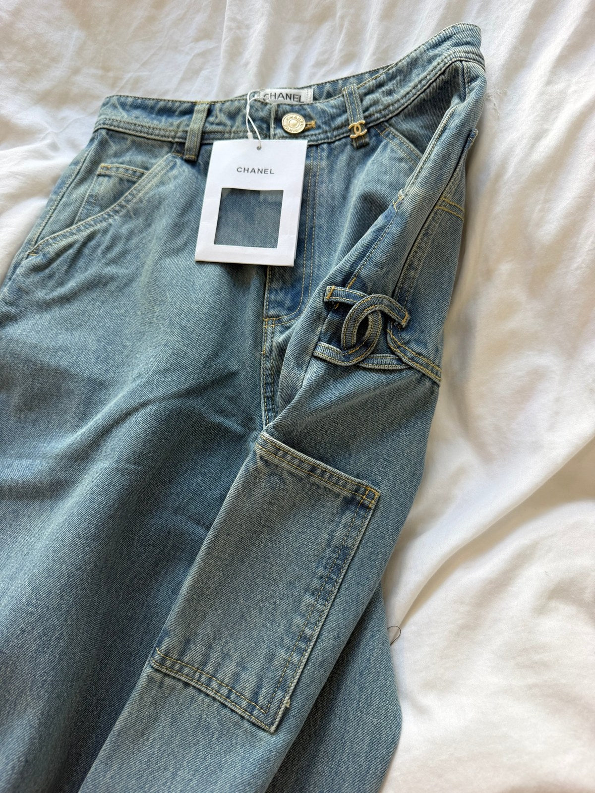 Image of CHANEL JEANS במלאי