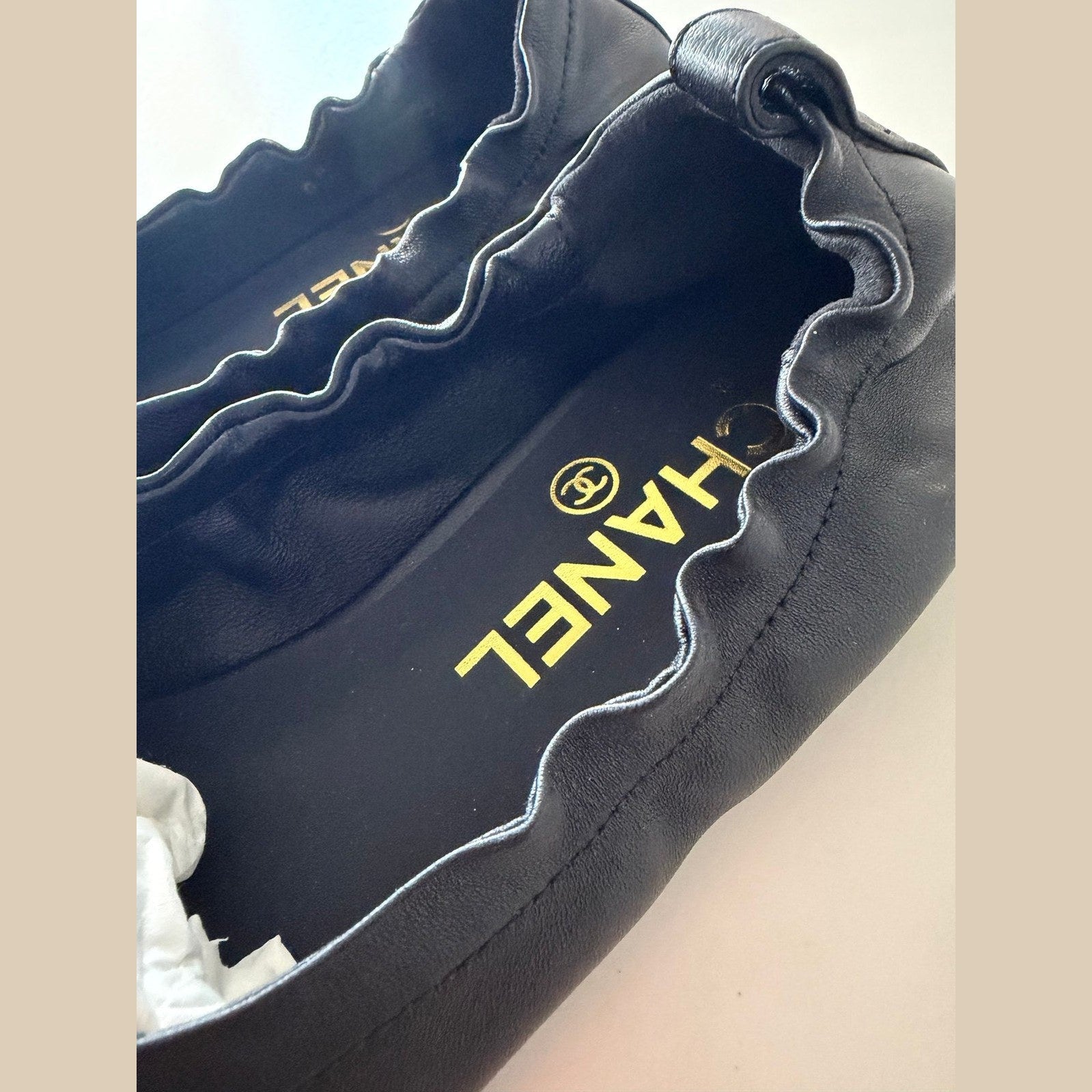 Image of Chanel שחור במלאי