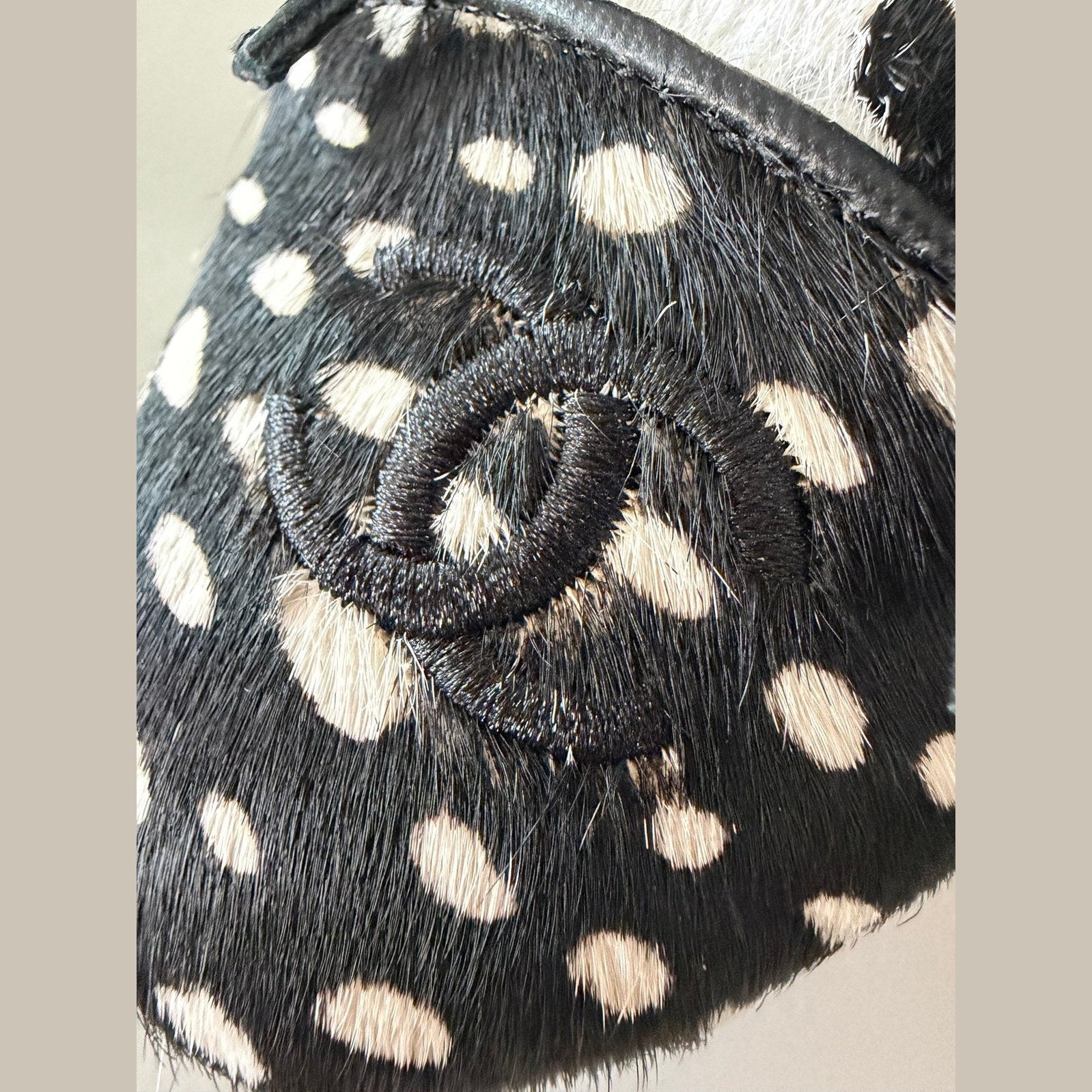 Image of Chanel flat במלאי