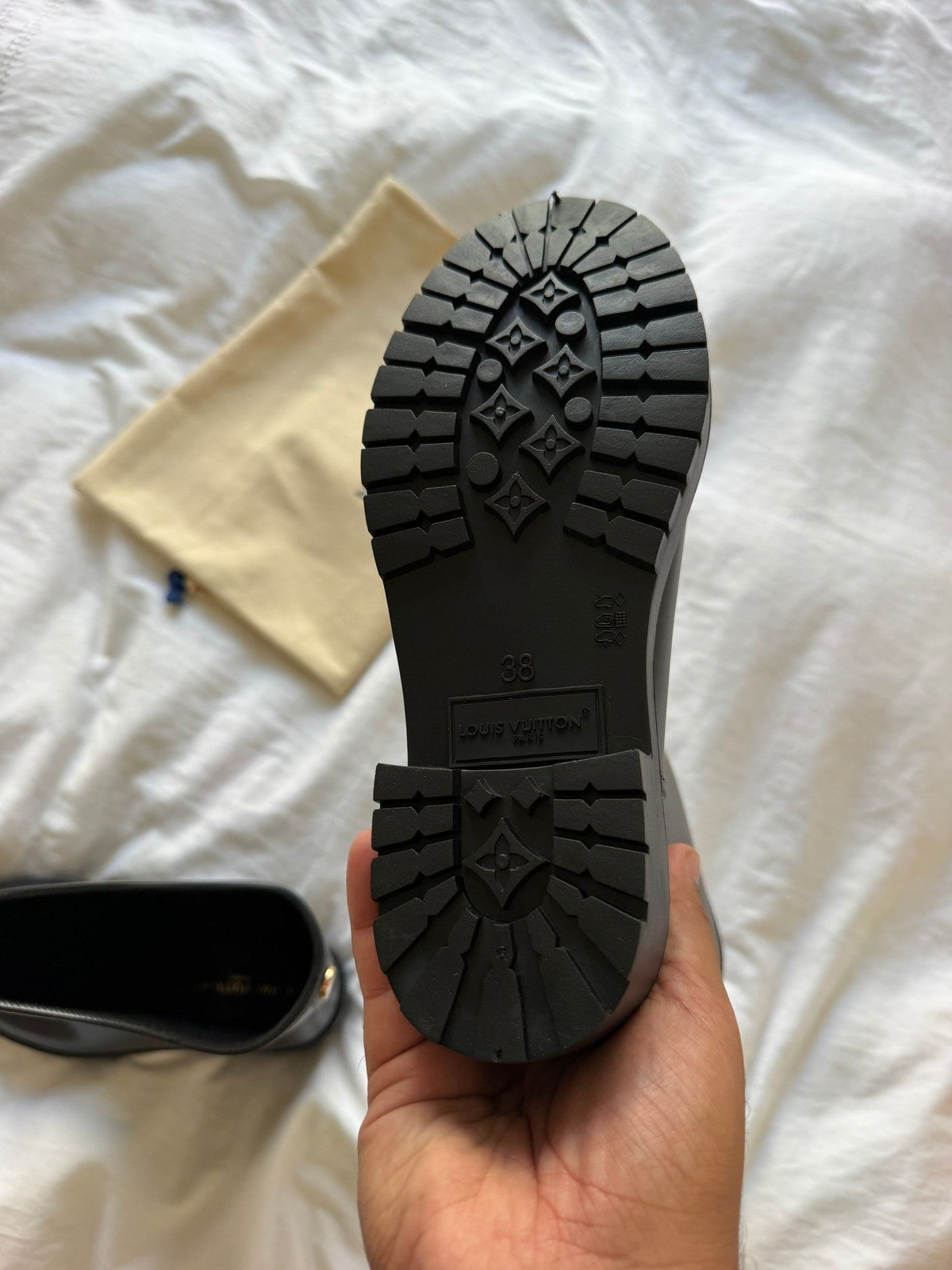 Image of LV boots במלאי