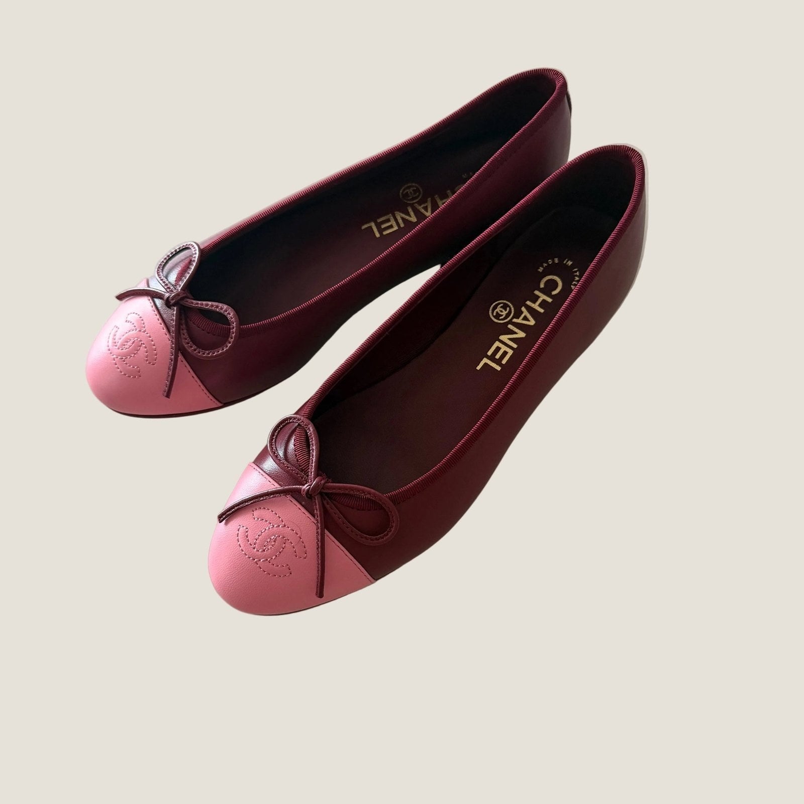 Chanel flat במלאי
