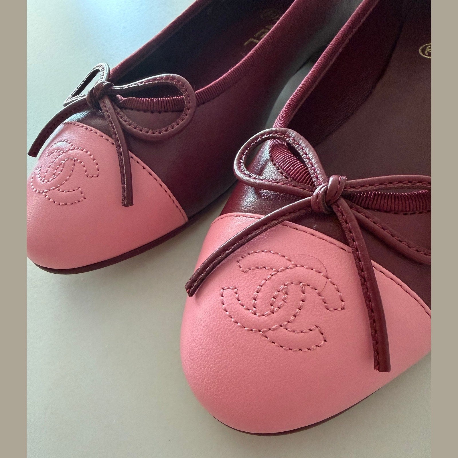 Chanel flat במלאי