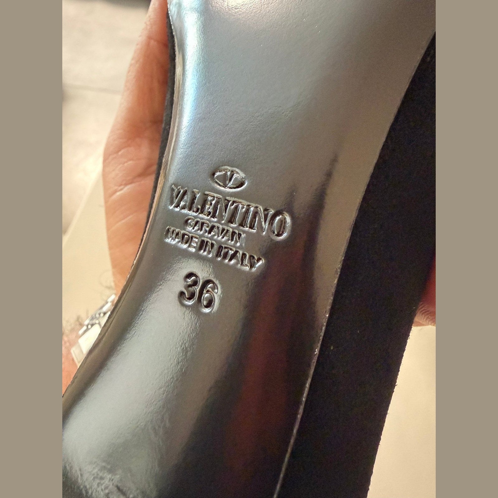 Image of VALENTINO heels במלאי