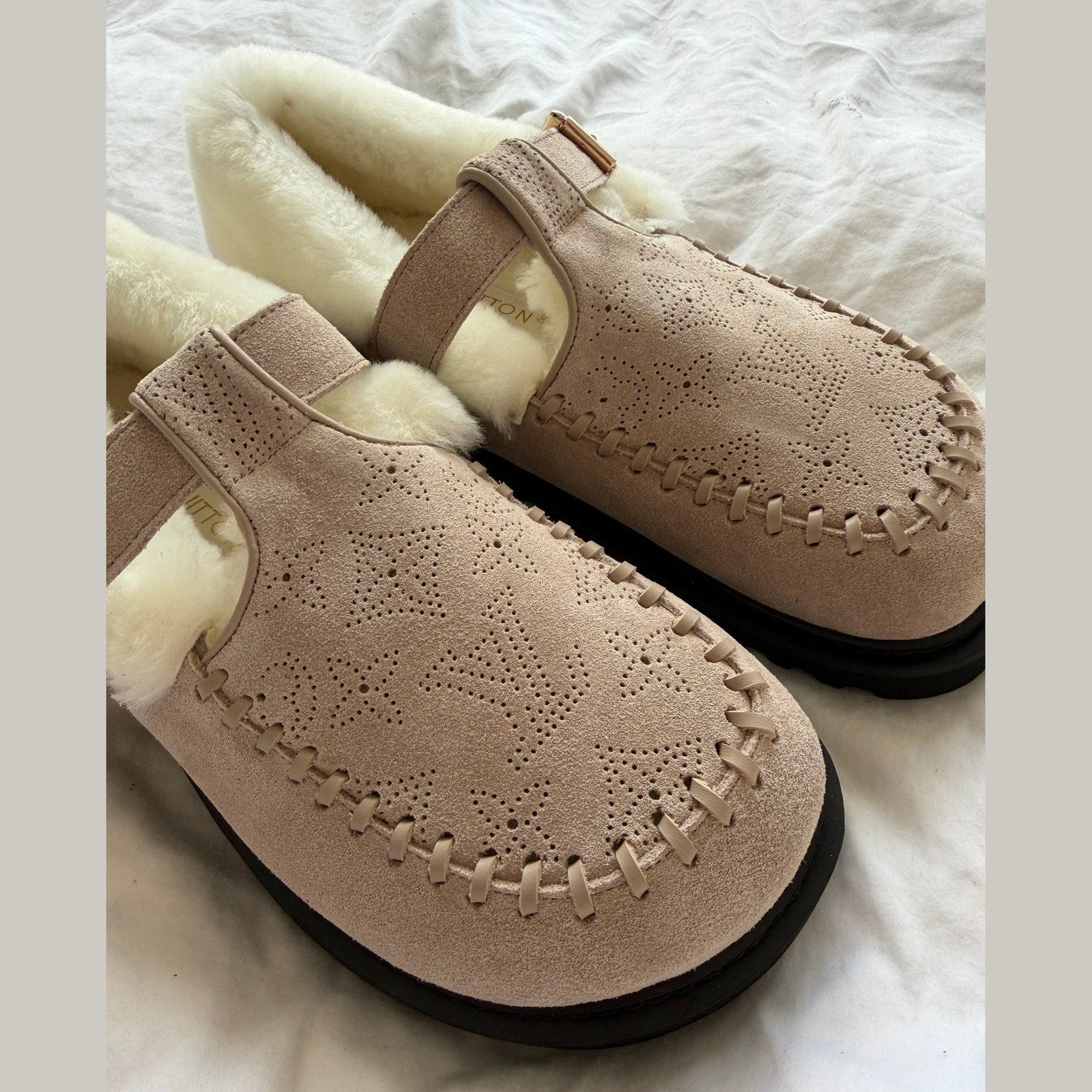 Image of LV Colorado Comfort Mary Jane במלאי