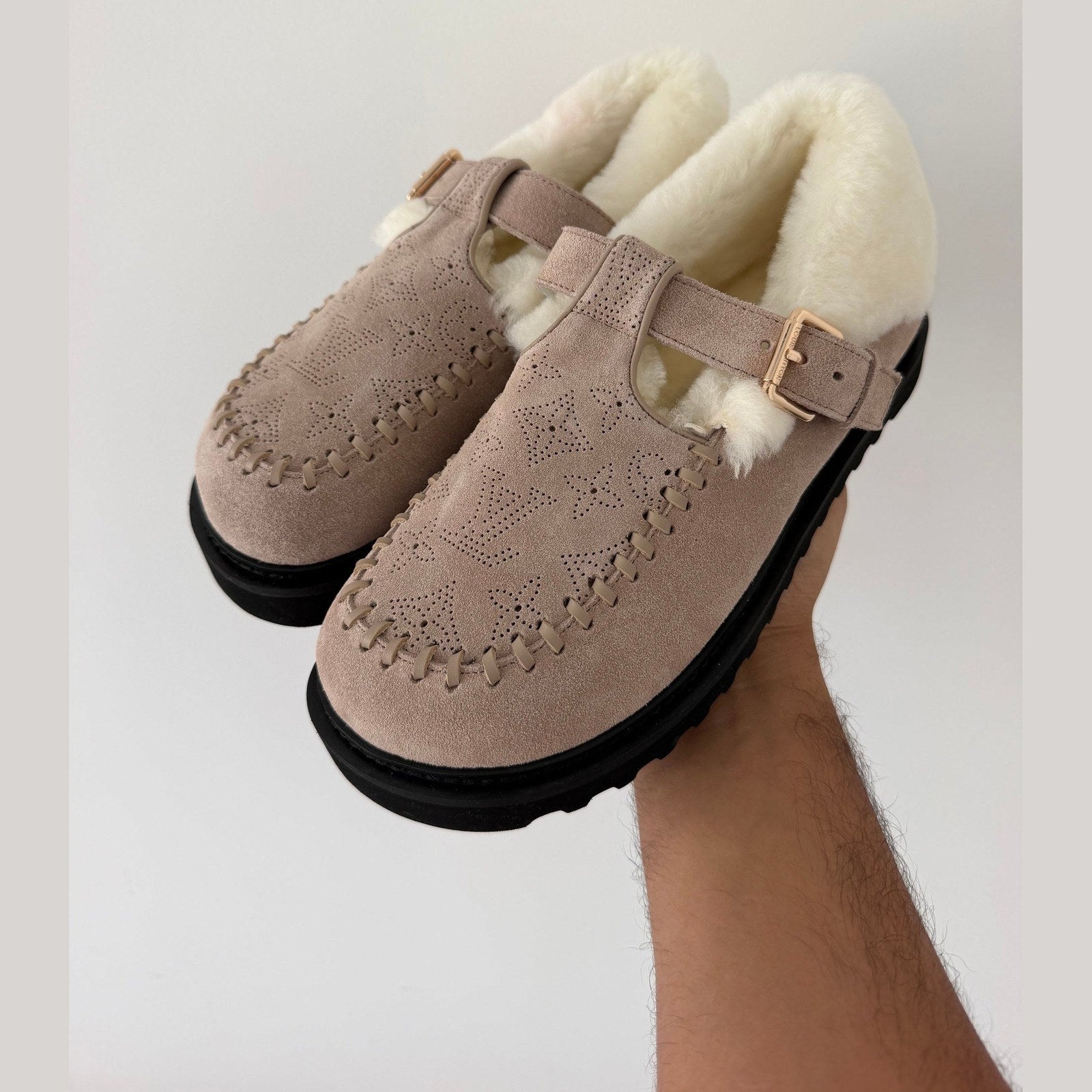 Image of LV Colorado Comfort Mary Jane במלאי