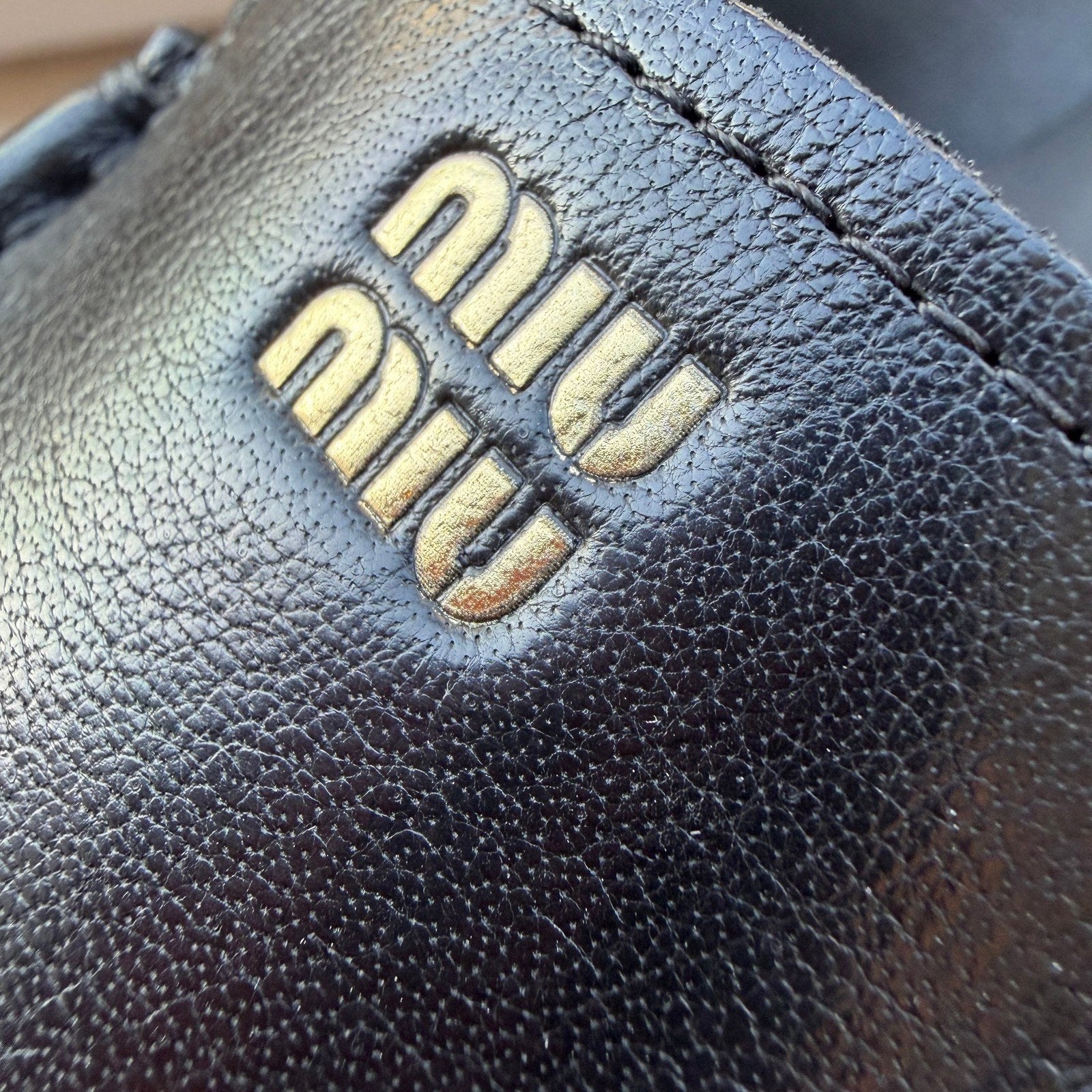 Miu Miu mary jane במלאי
